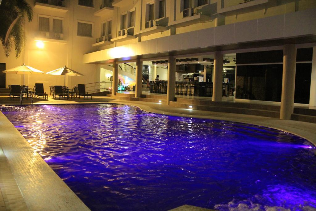 Savannah Resort Hotel Angeles Luaran gambar